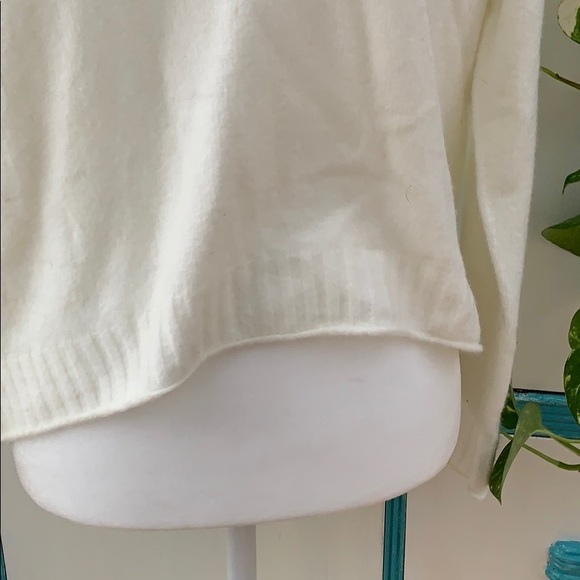 Soft Crop White Sweater, White Turtleneck Sweater, Cropped Business Casual - Picture 7 of 8